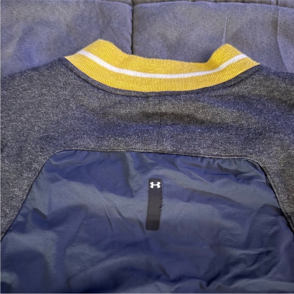 Under Armour Lightweight Bomber Jacket With Yellow Accents NWOT - Picture 4 of 8